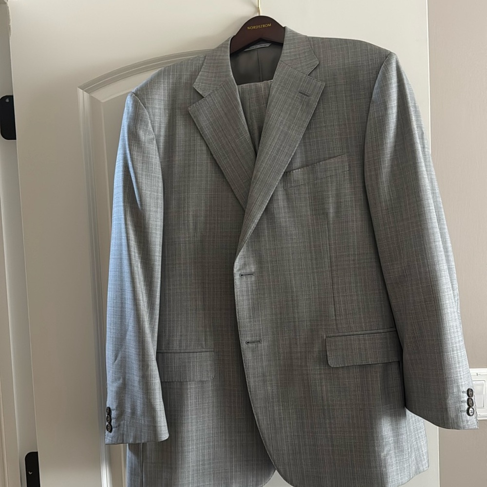 Men’s suit